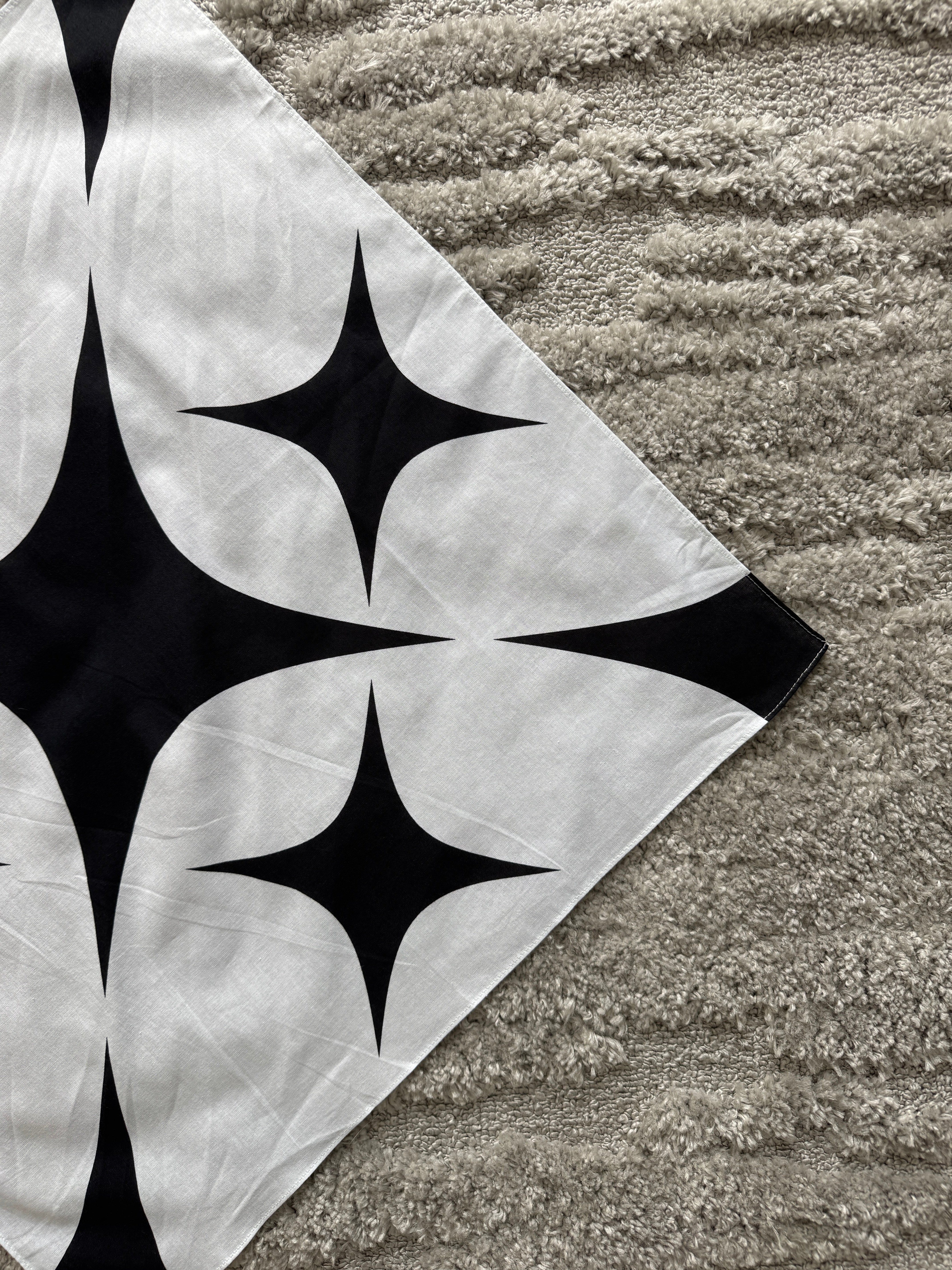 Pell Bandana